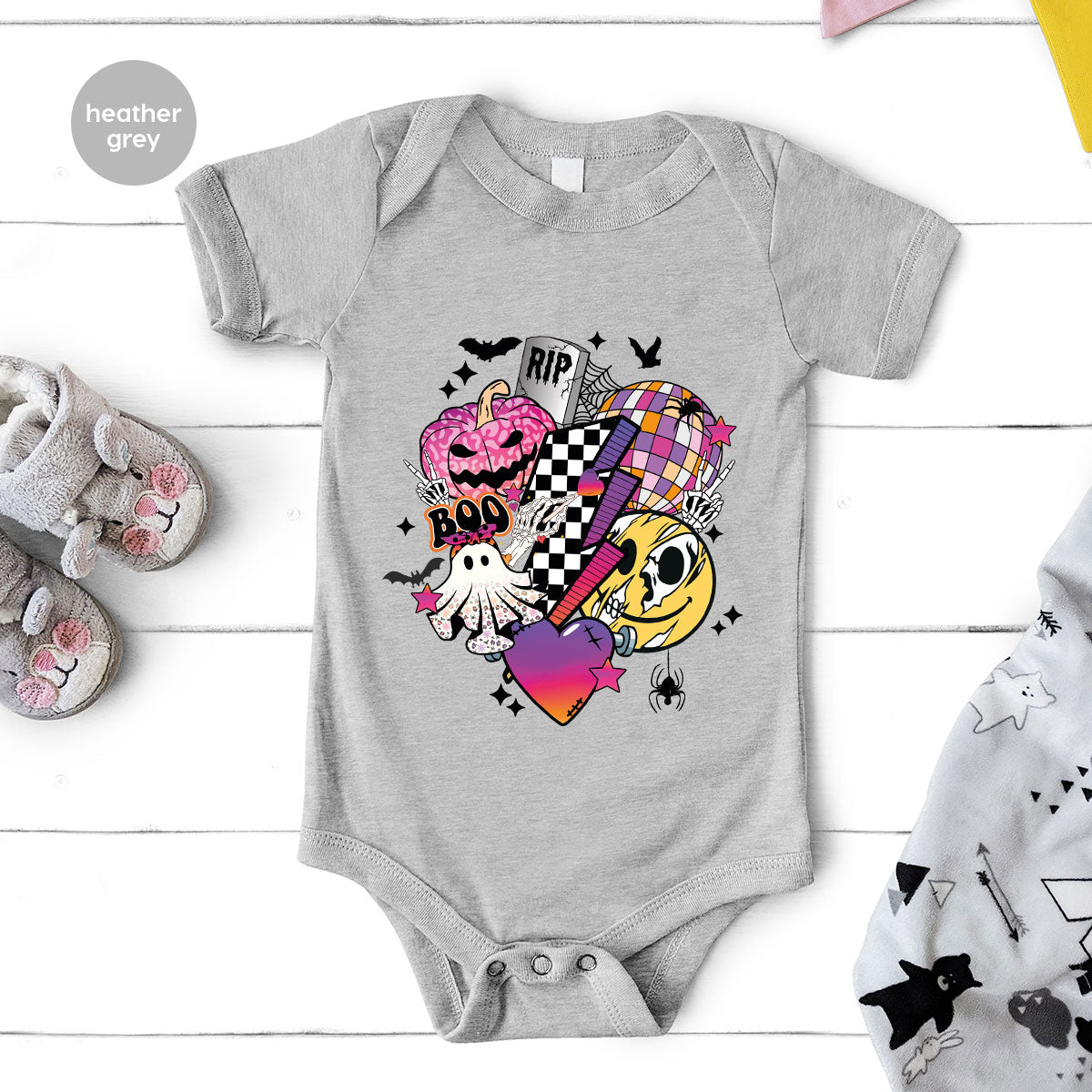 Halloween Shirt, Halloween Gifts, Spooky Season Shirt, Pumpkin Graphic Tees, Girls Fall Clothing, Halloween Party Outfit, Ghost Vneck Shirt