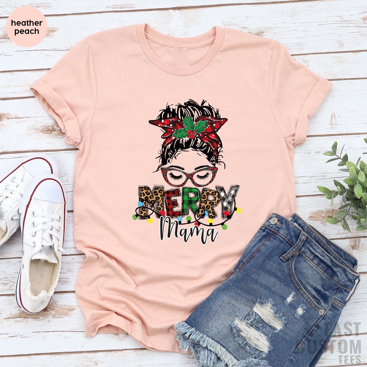 Merry Mama Christmas T-shirt, Christmas Mom T-Shirt, Women Christmas Gift, Cute Christmas Tee, Family Christmas Shirt, Mother Merry Tee - Fastdeliverytees.com