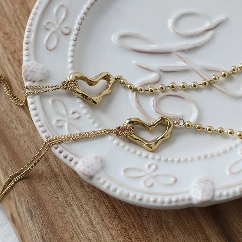 Heart Charm Bracelet, 18K Gold, Mothers Day Gift, Dainty Heart Bracelet, Step Mom Gift, Bracelets For Women, Minimalist Everyday Bracelet